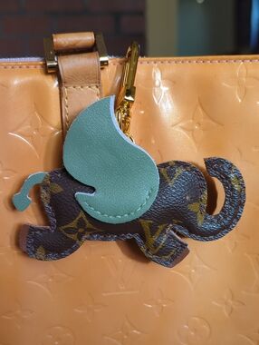 UPCYCLD - Bag Charm/Key Chain - Green Elephant